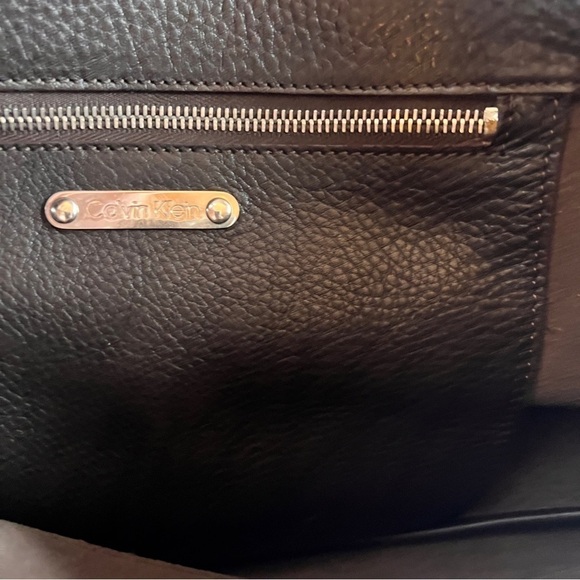 CALVIN KLEIN Shoulder/Crossbody bag with flap closure. Brown. Unlined. - Picture 5 of 8